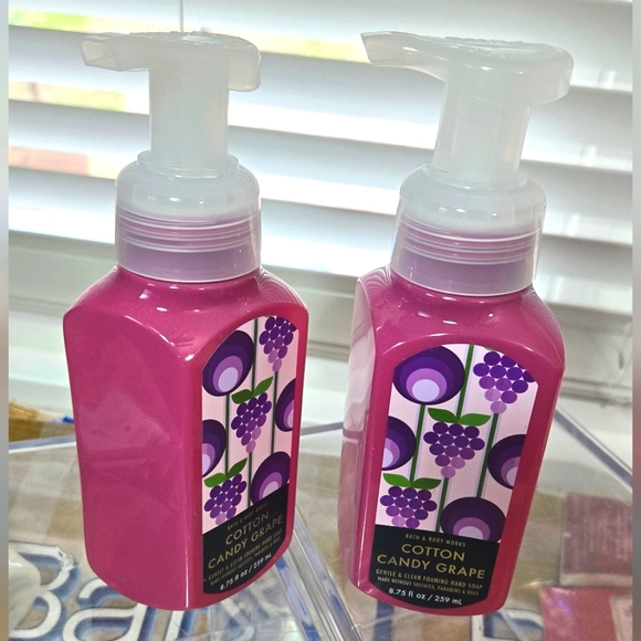 Cotton Candy Grape Foaming Hand Soap - Purple - Picture 5 of 5